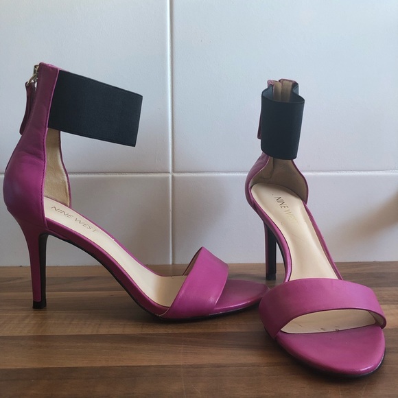 Pink Heels With Elastic Strap 65m 